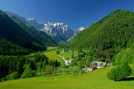 Značilen pogled na Logarsko dolino